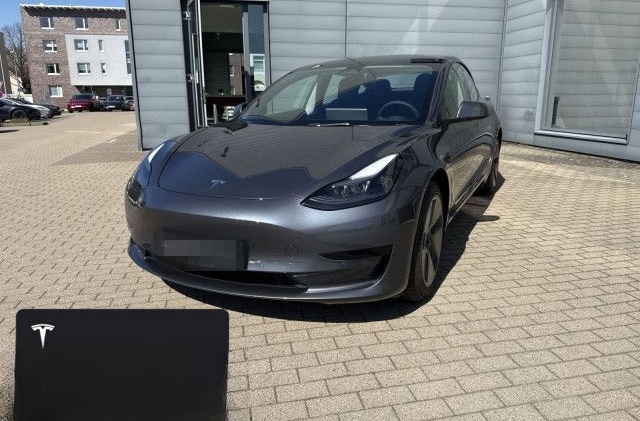 Tesla Model 3 Rear-Wheel Drive foto 2