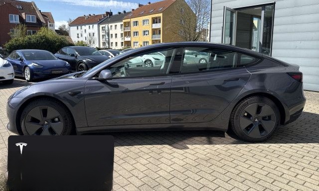 Tesla Model 3 Rear-Wheel Drive foto 4