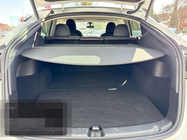 Tesla Model Y Long Range AWD foto 9