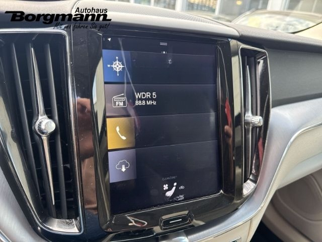 Volvo XC60 Momentum 2WD PDC - Tempomat - AHK - Navi foto 17