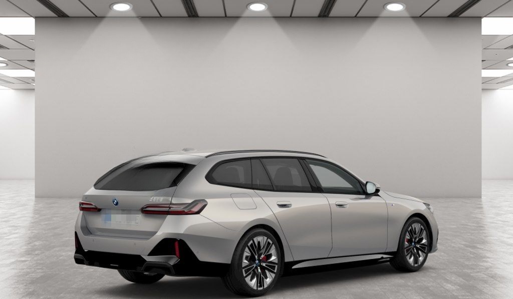 BMW 550e xDrive Touring Sportp. Dig.Cockpit LED V+H foto 2