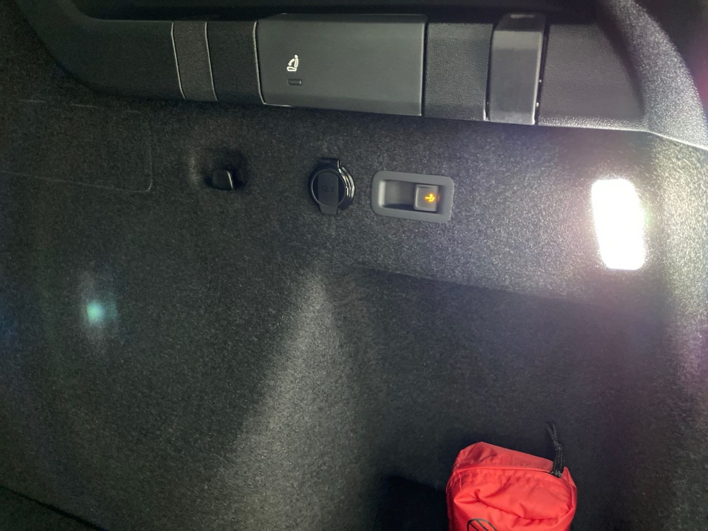 Volkswagen Tayron 1.5 TSI eHybrid R-Line AHK Sportpaket foto 13