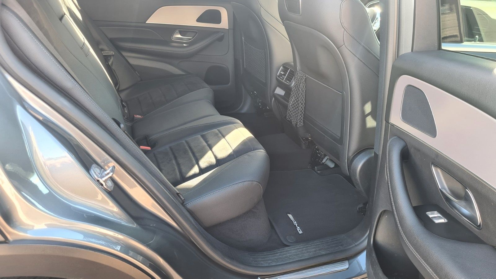 Mercedes-Benz GLE 300 d 4Matic,AMG Interieur,ALU19",Kamera360 foto 8