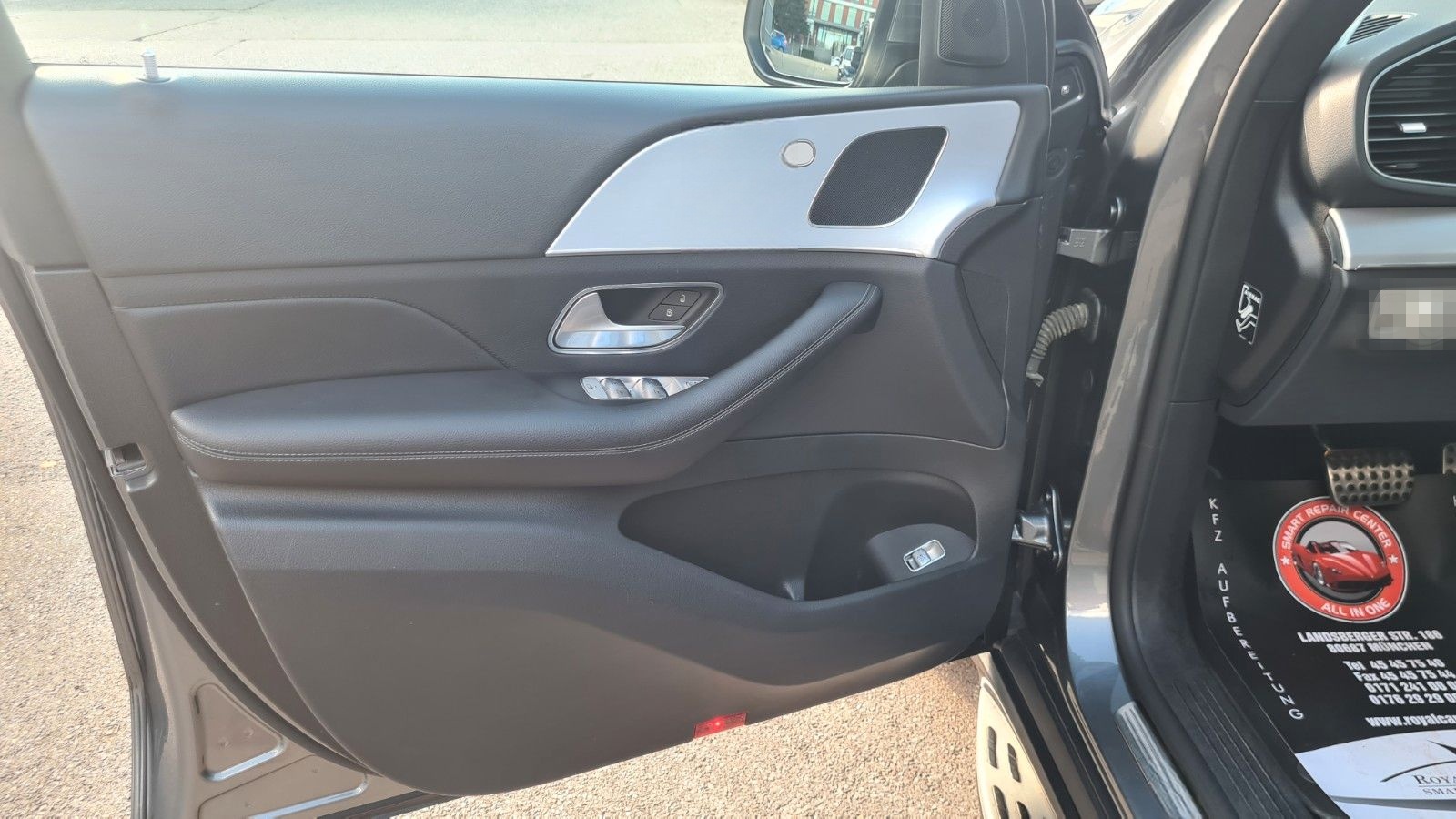 Mercedes-Benz GLE 300 d 4Matic,AMG Interieur,ALU19",Kamera360 foto 9