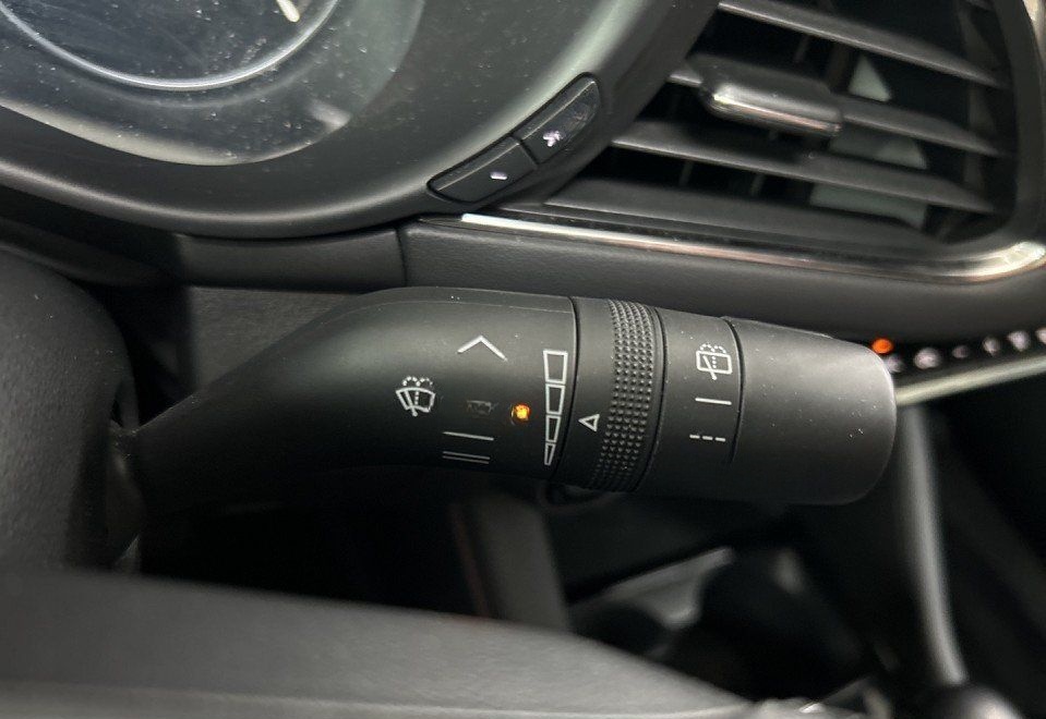 Mazda 3 2.0l "HOMURA" 150PS foto 25