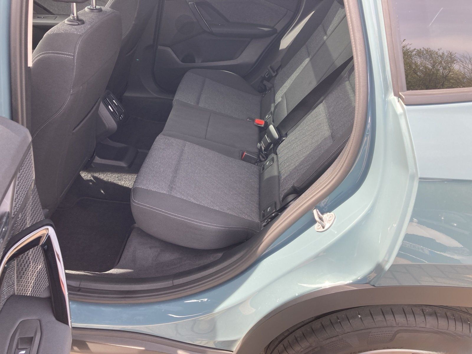 BMW X1 sDrive18d Head-Up DAB LED Pano.Dach RFK Shz foto 12