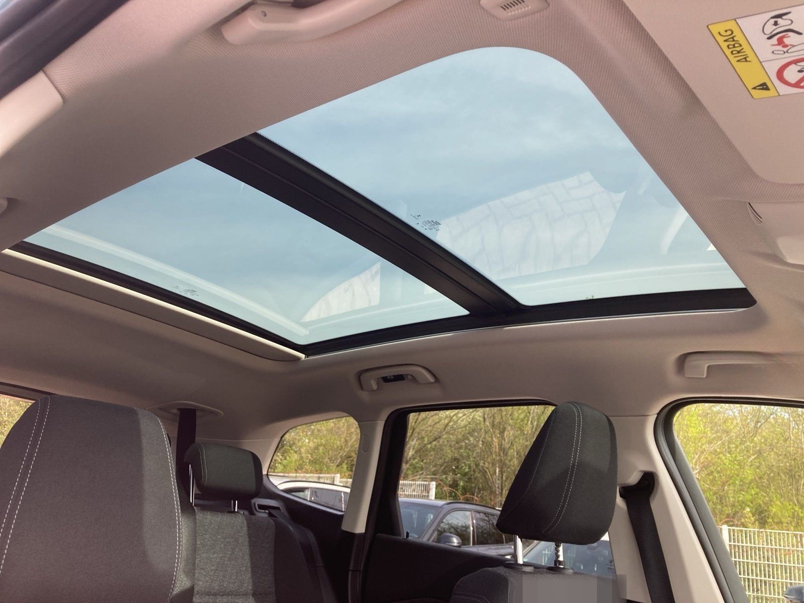 BMW X1 sDrive18d Head-Up DAB LED Pano.Dach RFK Shz foto 13