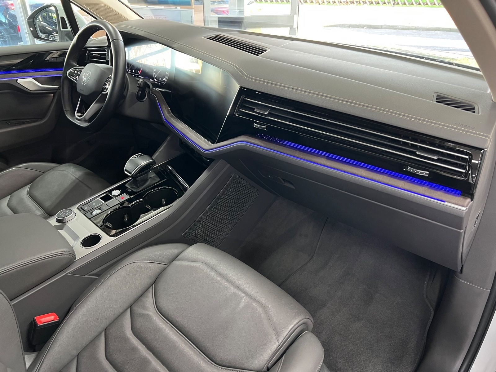 Volkswagen Touareg 3.0 V6 TSI Atmosphere 4M eHybrid SUPER foto 18