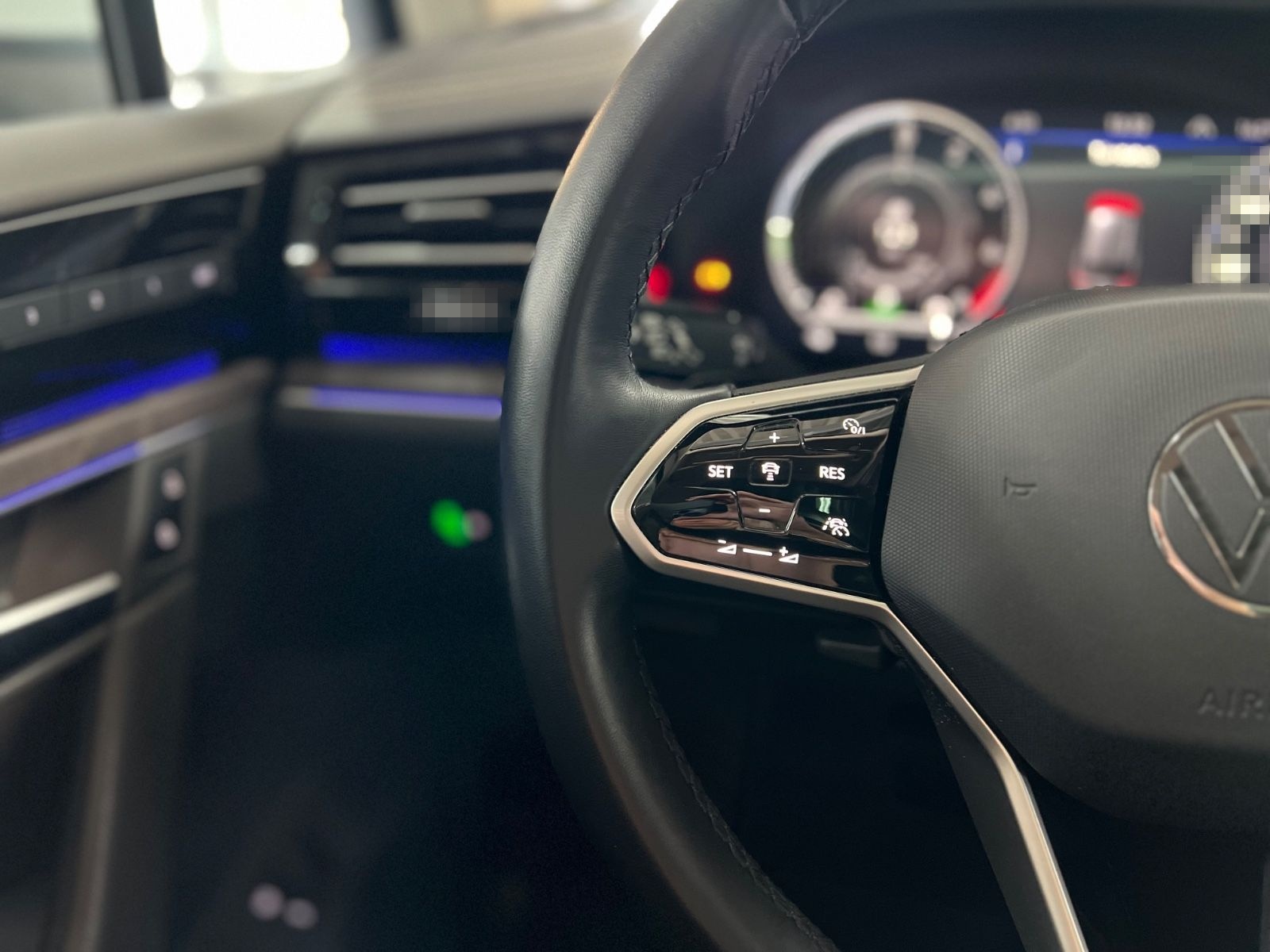 Volkswagen Touareg 3.0 V6 TSI Atmosphere 4M eHybrid SUPER foto 24