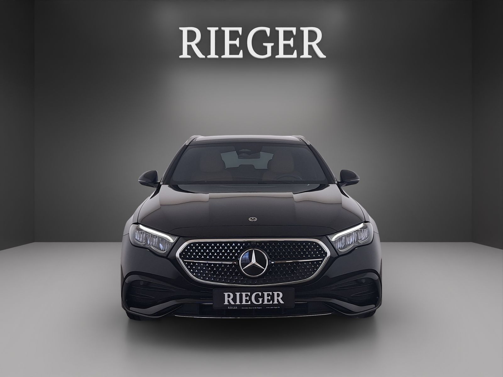 Mercedes-Benz E 300 T de 4M AMG PANO-SHD 20 -LMR AHK Grillbel foto 2
