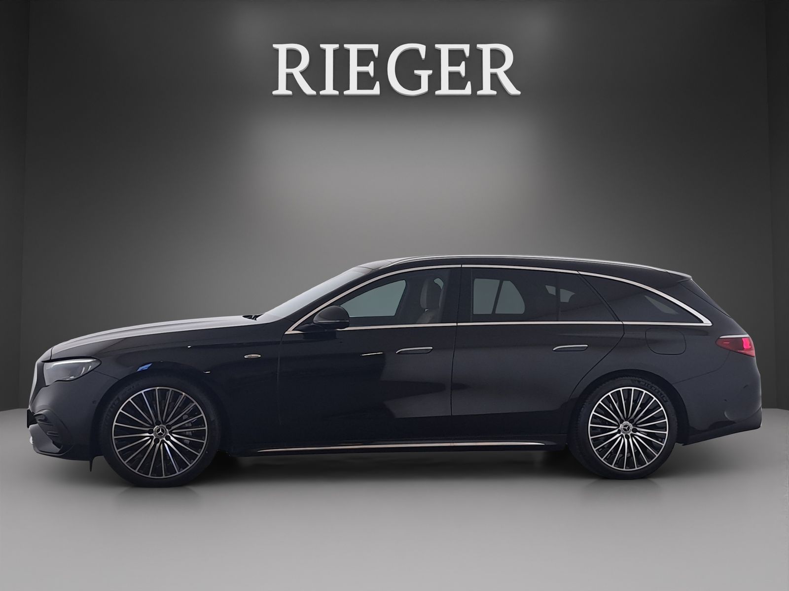 Mercedes-Benz E 300 T de 4M AMG PANO-SHD 20 -LMR AHK Grillbel foto 5