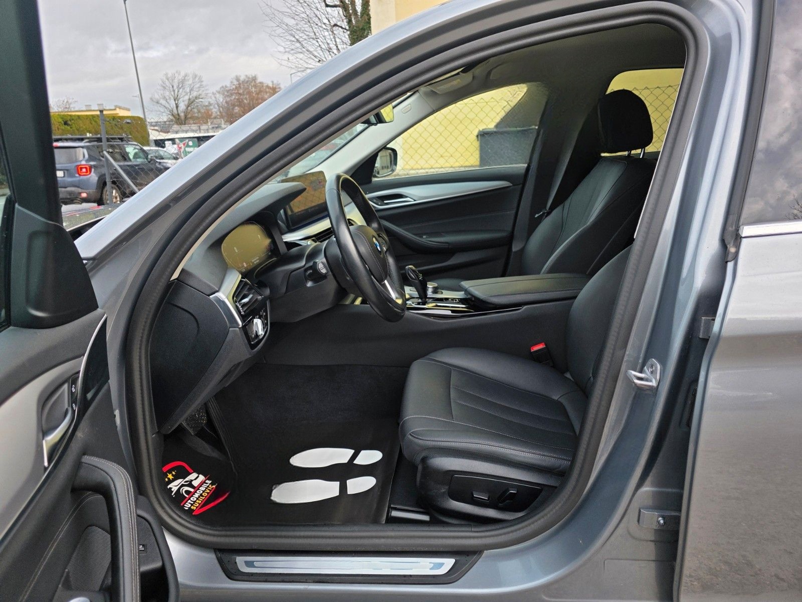 BMW 530d Limousine/Virtual/Leder/Led/ foto 16