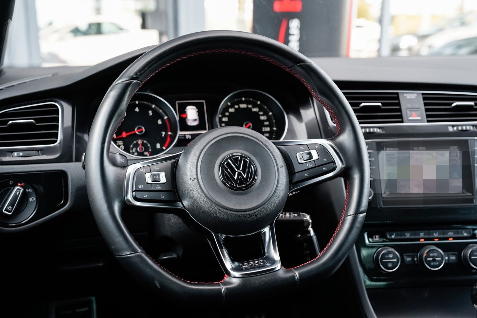 Volkswagen Golf VII GTI Navi *300 PS* foto 12