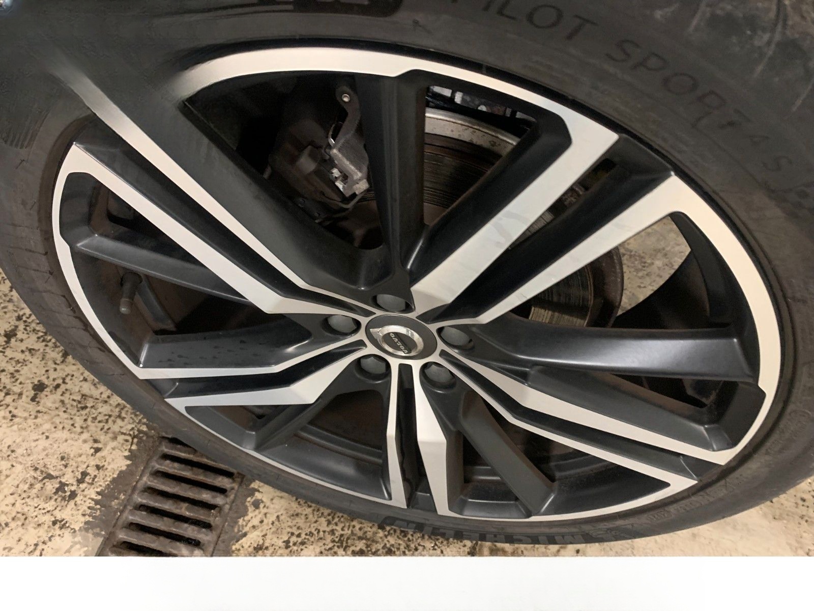 Volvo XC60 R Design AWD D 21"Zoll Memory H&K Kamera foto 9