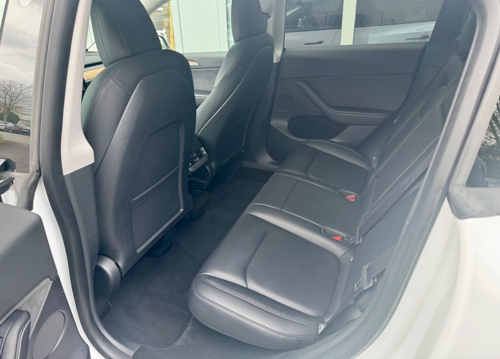 Tesla Model Y Long Range 19" VAT AHK foto 14