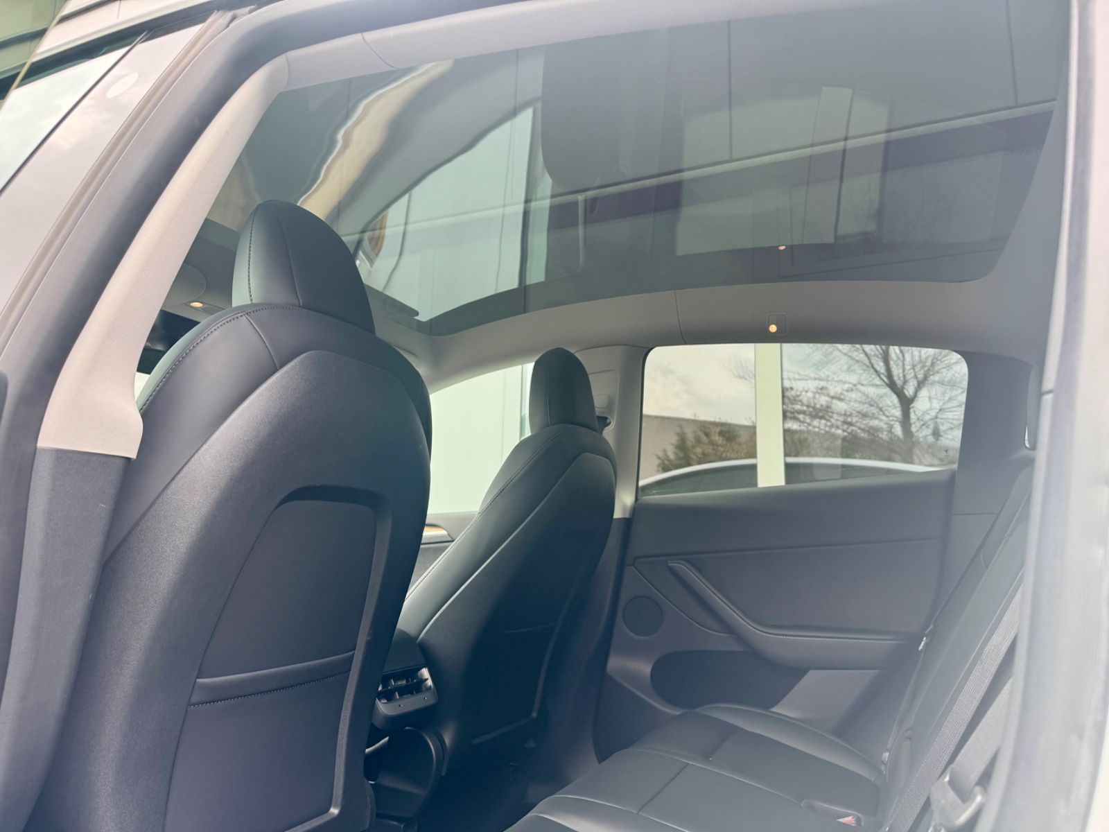 Tesla Model Y Long Range 19" VAT AHK foto 17