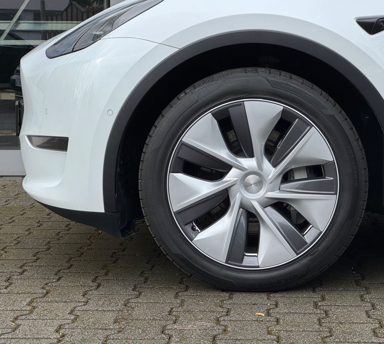 Tesla Model Y Long Range 19" VAT AHK foto 5