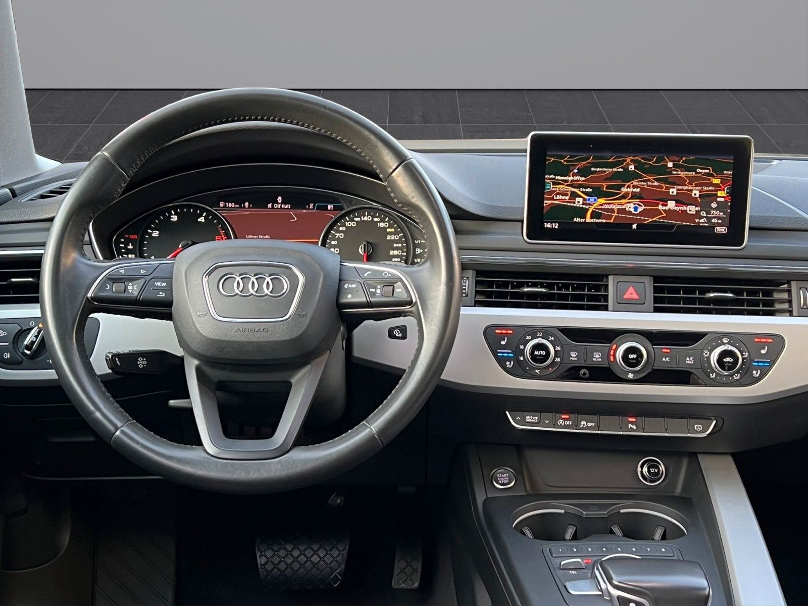 Audi A4 3.0 TDI Lim. quattro Totwinkel Kamera AHK foto 16