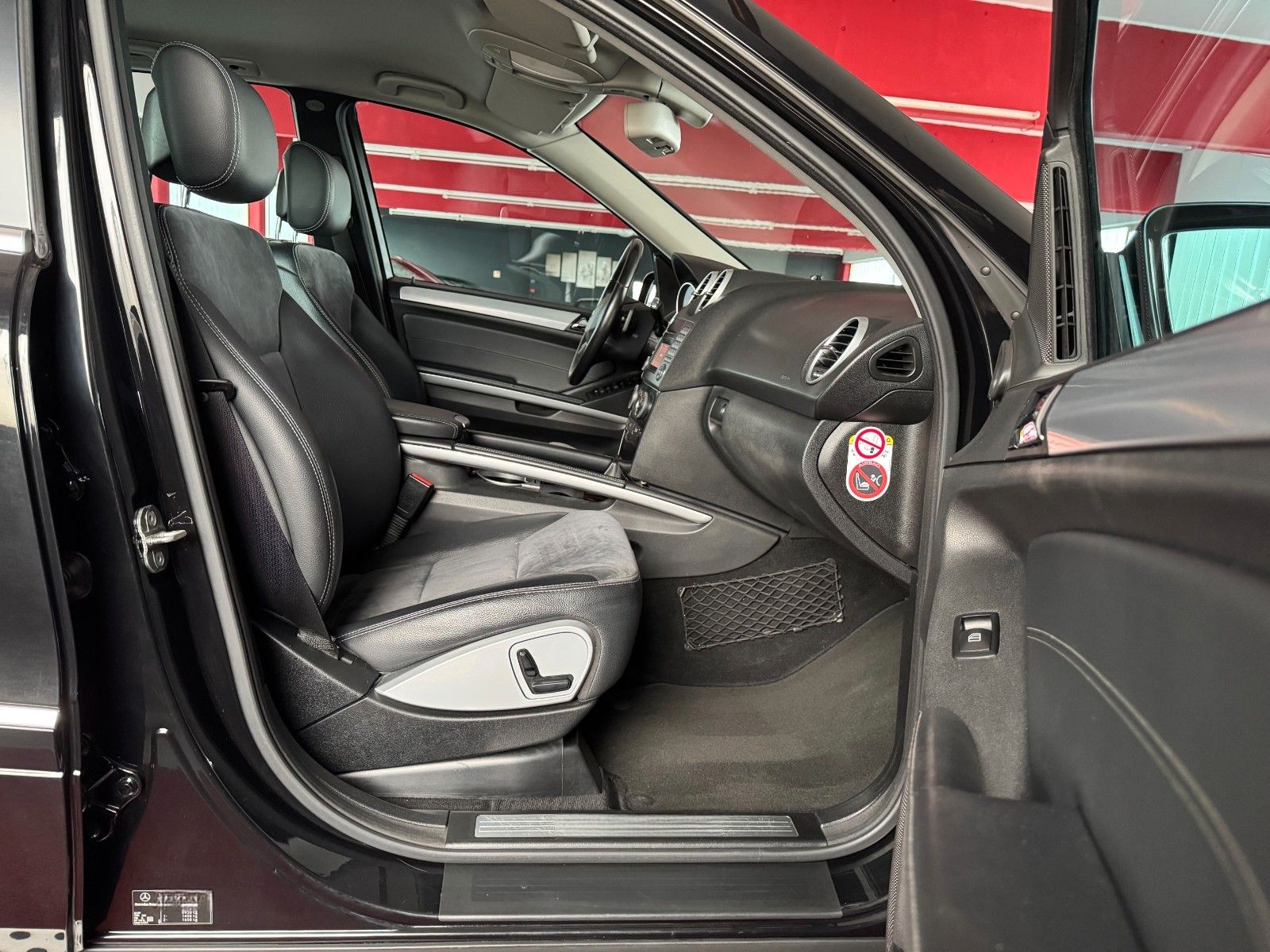 Mercedes-Benz ML 350 CDI 4Matic SportPaket BiXenon AHK 3,5T foto 13