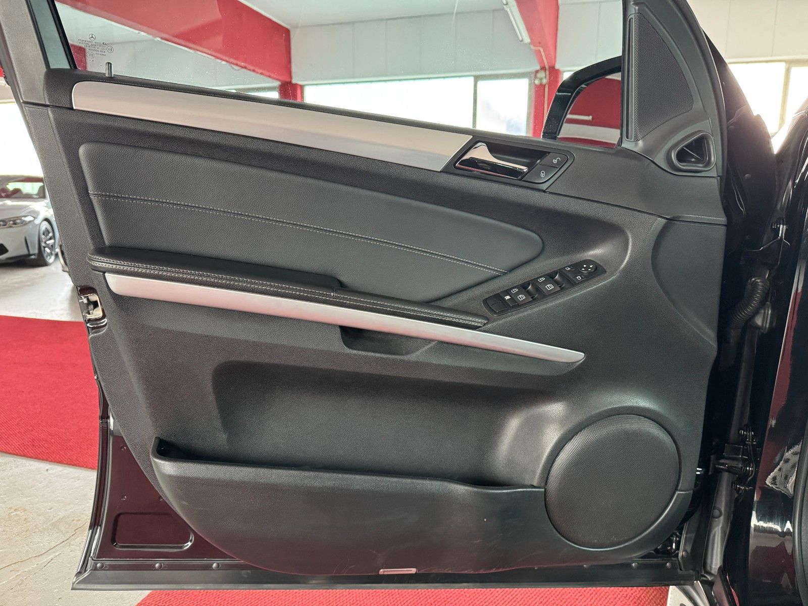 Mercedes-Benz ML 350 CDI 4Matic SportPaket BiXenon AHK 3,5T foto 18