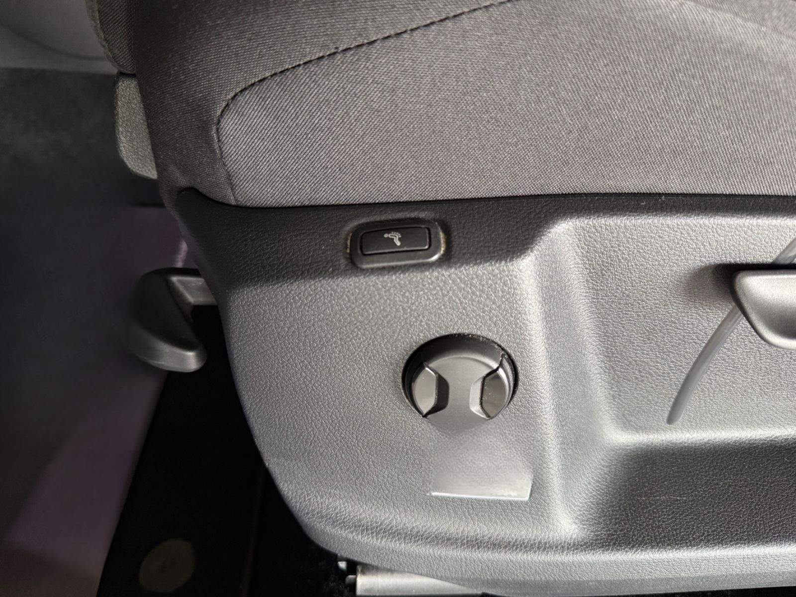 Volkswagen Touran DSG ALC ACC PDC SH Carplay AndroidAuto foto 12