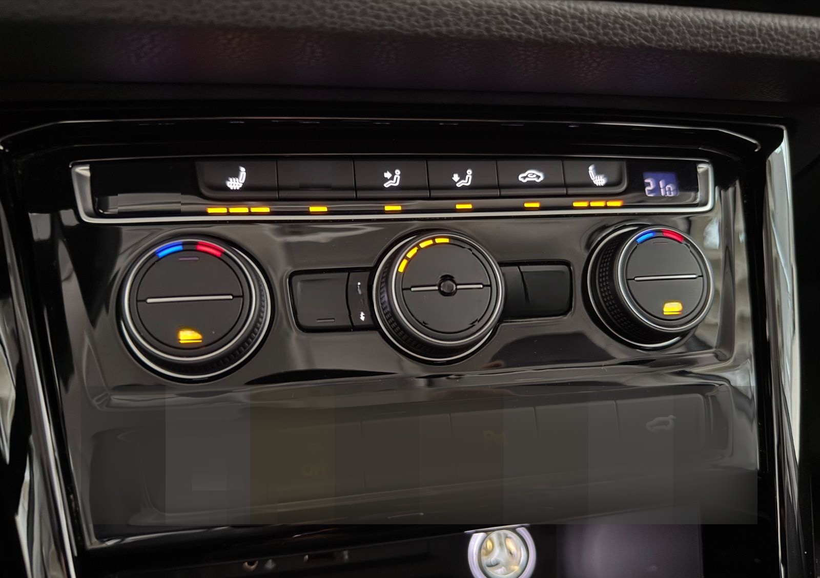 Volkswagen Touran DSG ALC ACC PDC SH Carplay AndroidAuto foto 20