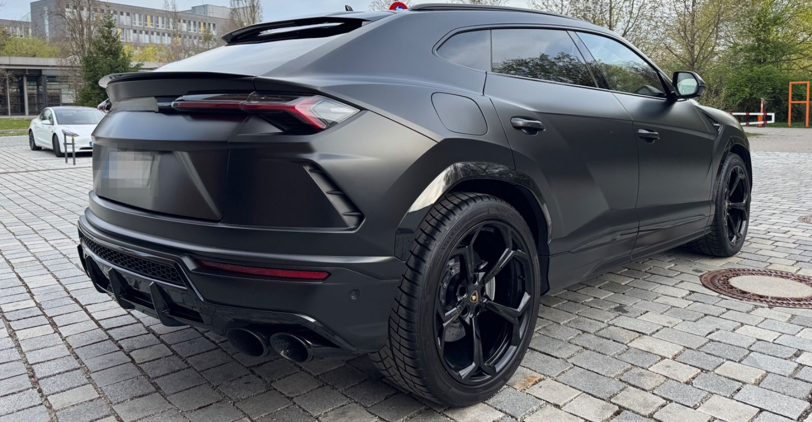 Lamborghini Urus /Carbon/B&O/StandHzg/Pano/Massage foto 3