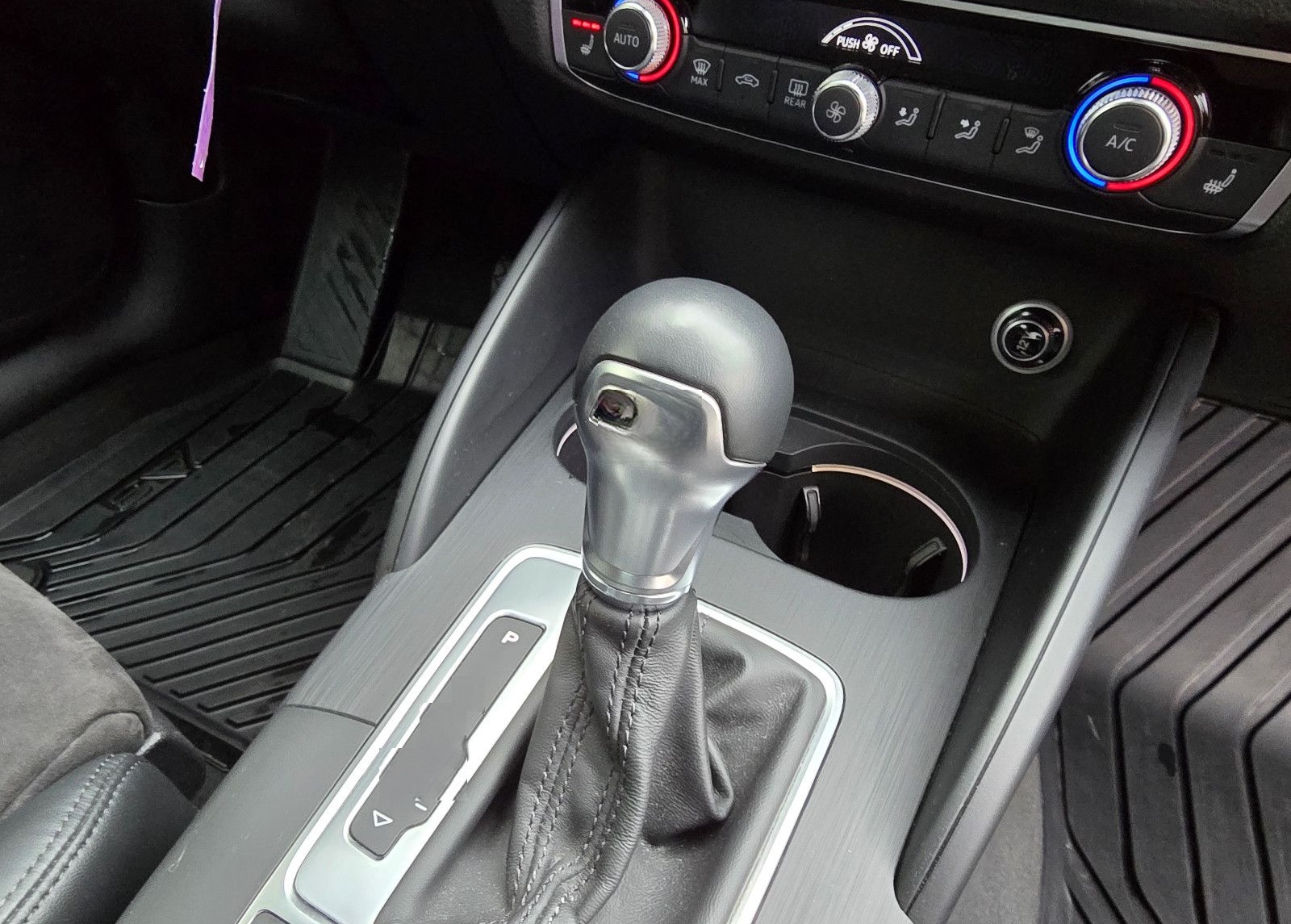 Audi A3 Sportback 2.0 TDI S line Sportpaket S-tronic foto 25