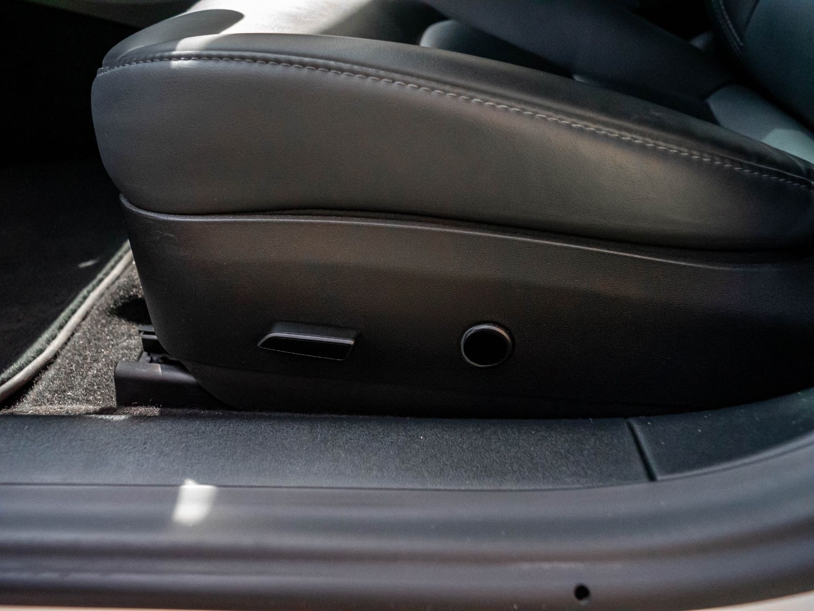 Tesla Model 3 Range Plus RWD 1.Hand foto 23