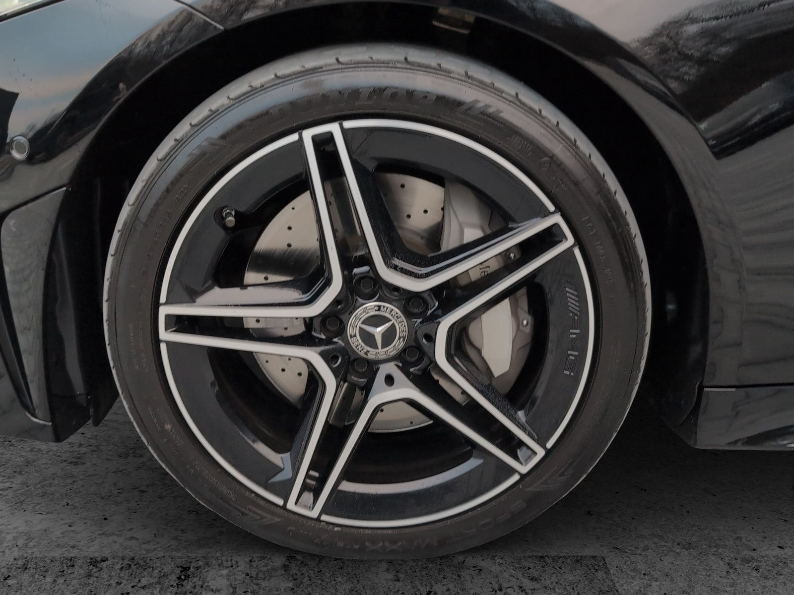 Mercedes-Benz CLS 300 d 4M AMG Night *LED*eAHK*Distro*Burmes* foto 19