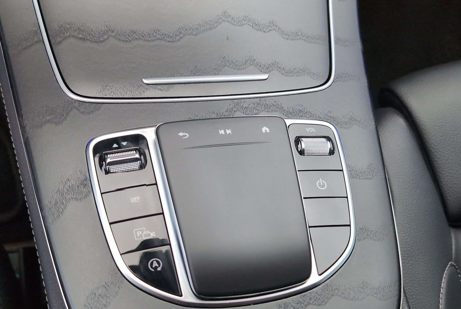 Mercedes-Benz CLS 300 d 4M AMG Night *LED*eAHK*Distro*Burmes* foto 9