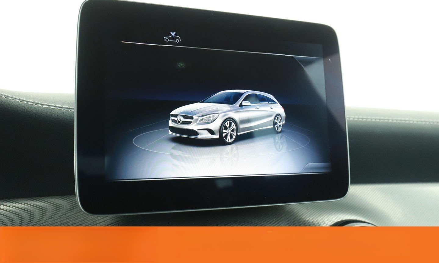 Mercedes-Benz CLA-Klasse CLA 180 Shooting Brake AMG Line Aut. foto 24