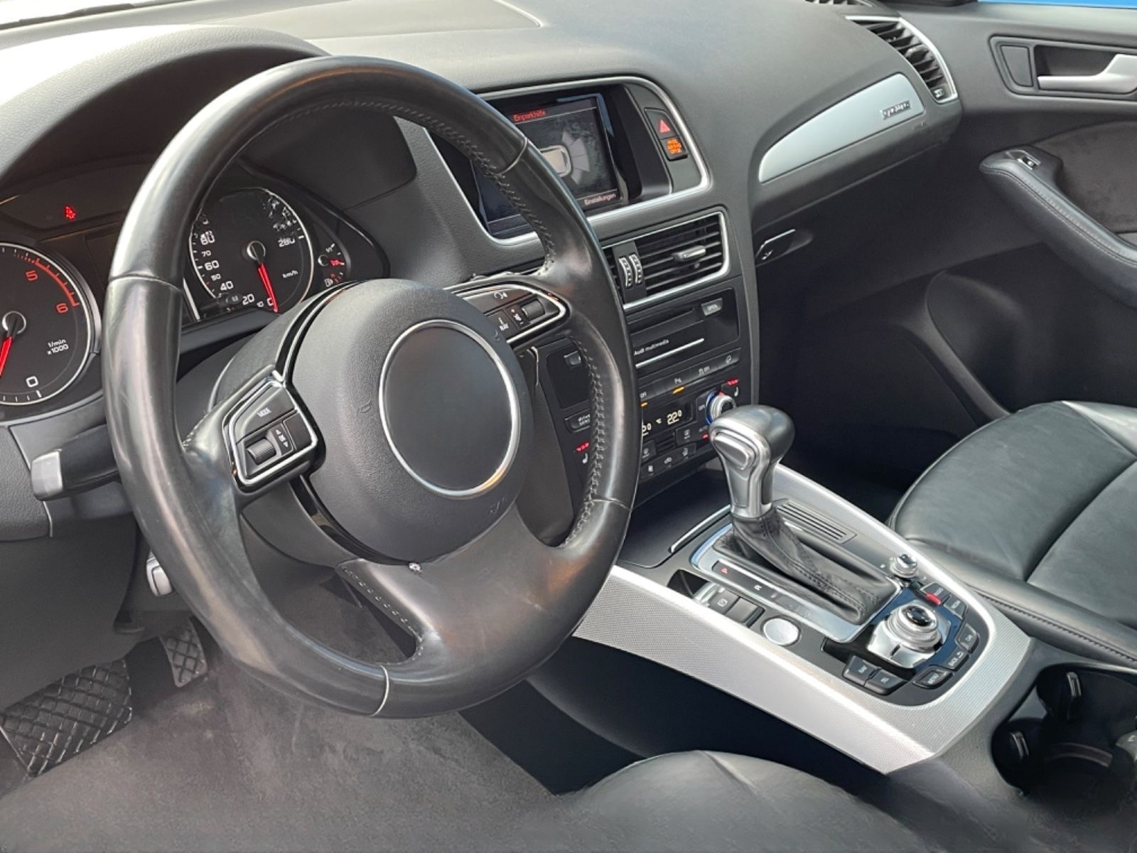 Audi Q5 TDI Quattro Xenon AHK LED Leder Magnetic Ride foto 2