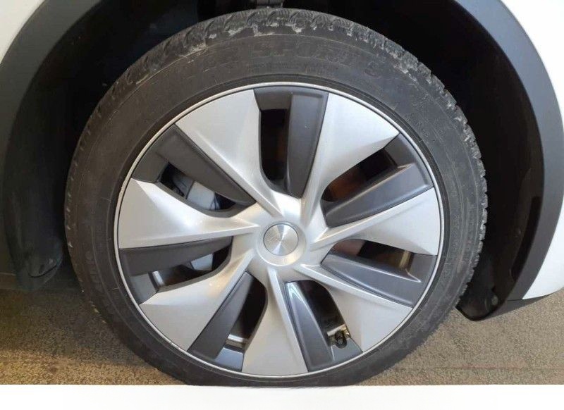 Tesla Model Y Long Range Dual AWD Autopilot 3 foto 4