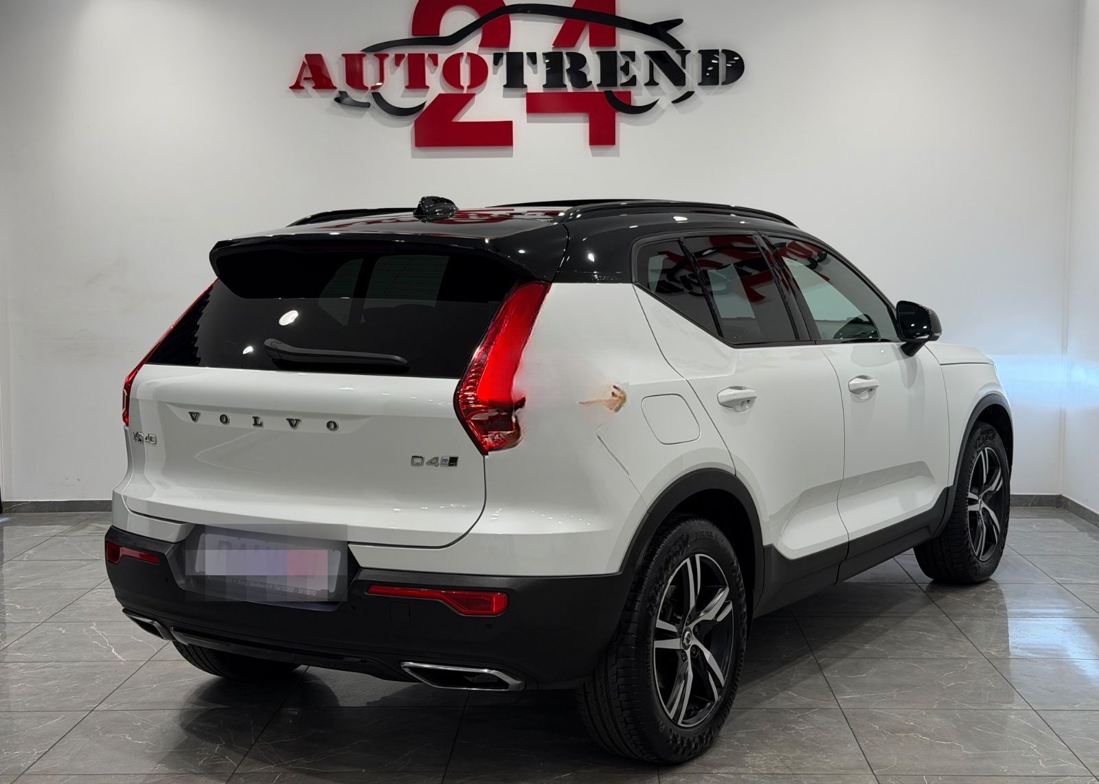 Volvo XC40 R Design AWD 1.HAND PANO+KAMERA+LED+AHK foto 12