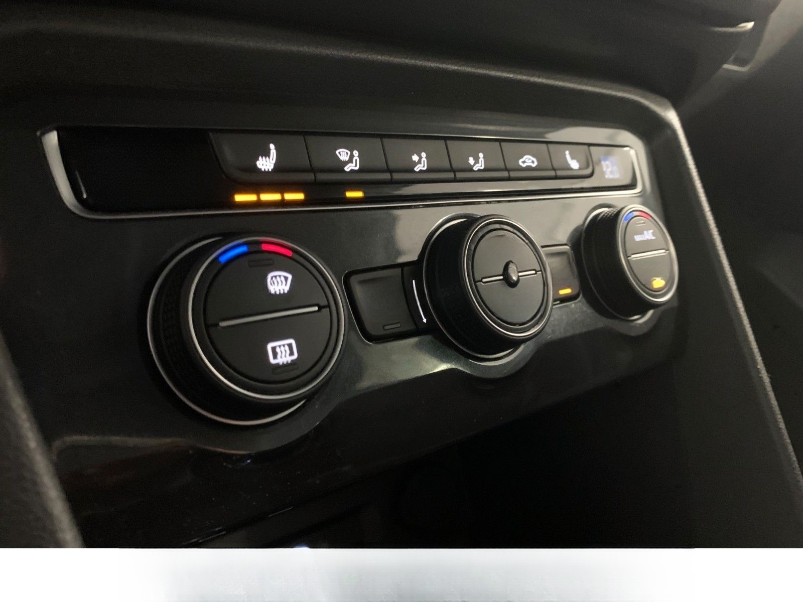 Volkswagen Tiguan Allspace 4M R-Line  LED+/VIRTUAL/20"/360° foto 10