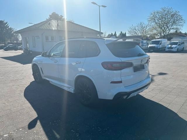 BMW X5 xDrive 40 i M Sport Laser foto 3