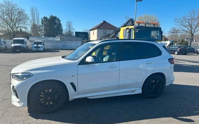 BMW X5 xDrive 40 i M Sport Laser foto 7