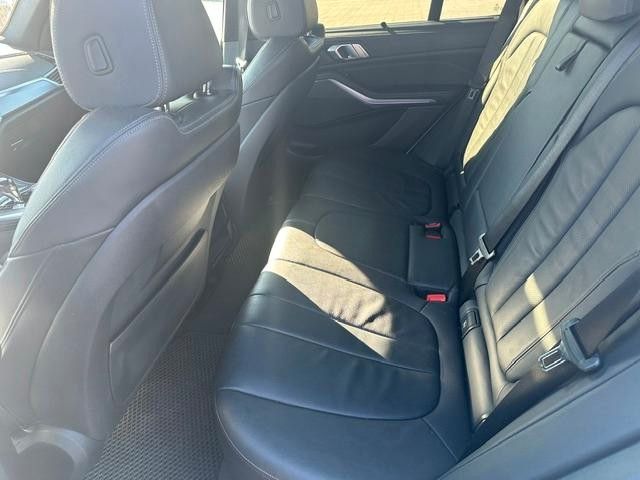 BMW X5 xDrive 40 i M Sport Laser foto 8