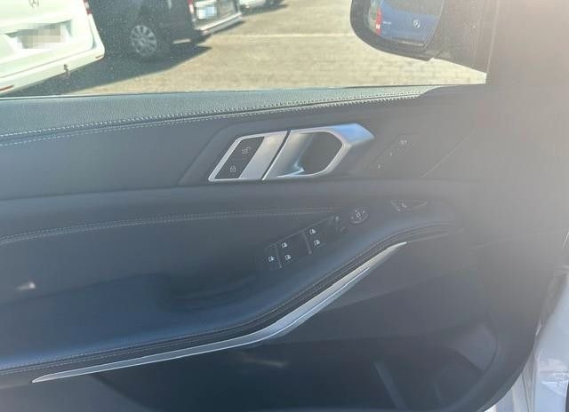 BMW X5 xDrive 40 i M Sport Laser foto 9