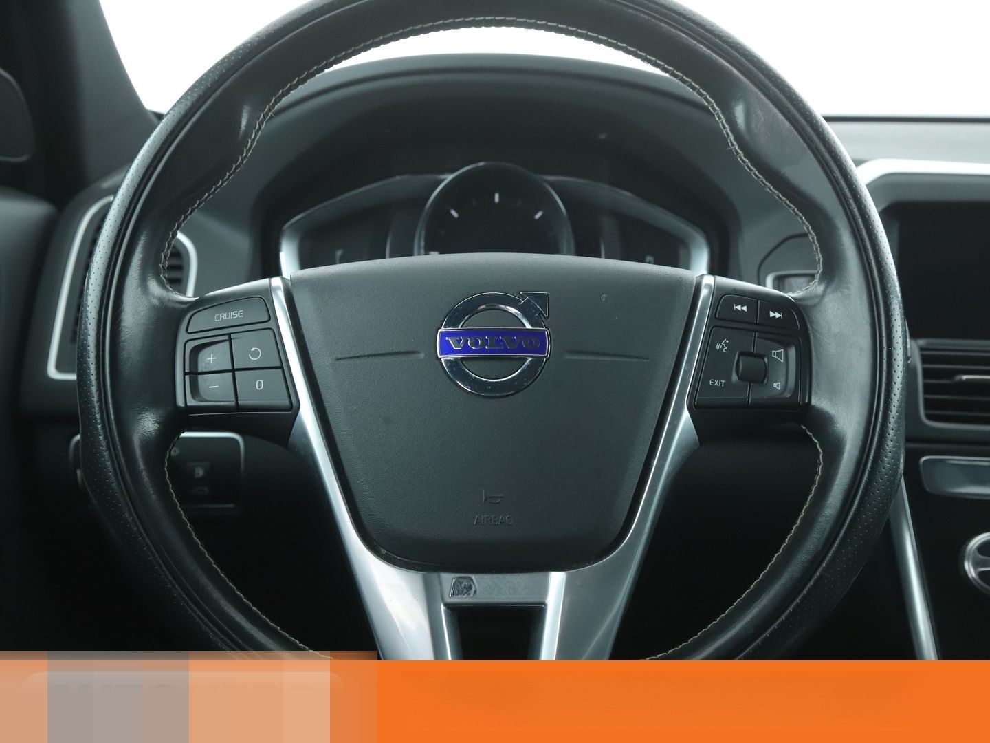 Volvo XC60 2.0 D3 Momentum 2WD Aut.*NAVI*TEMPO*CAM* foto 19