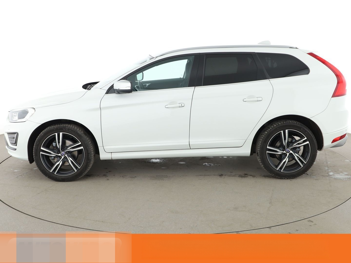 Volvo XC60 2.0 D3 Momentum 2WD Aut.*NAVI*TEMPO*CAM* foto 3