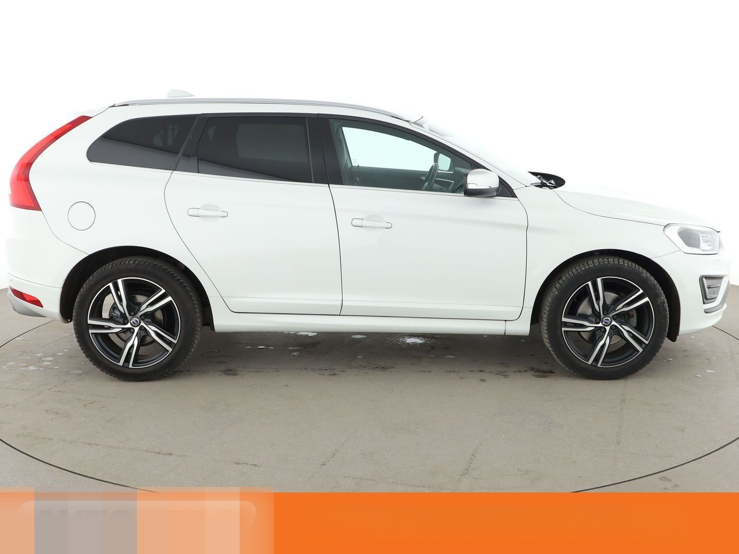 Volvo XC60 2.0 D3 Momentum 2WD Aut.*NAVI*TEMPO*CAM* foto 7