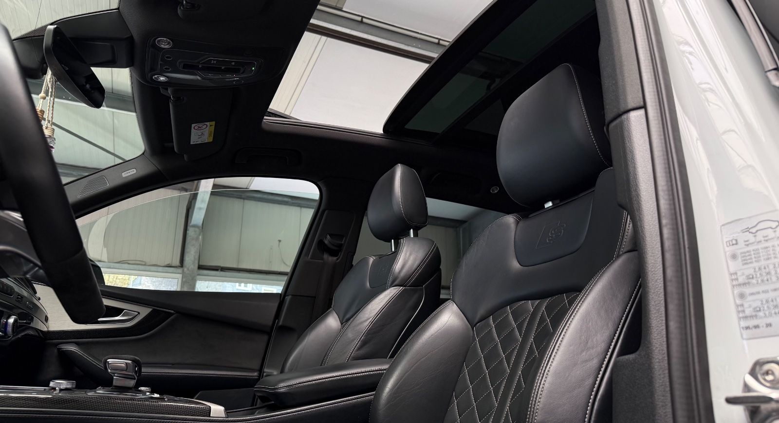 Audi SQ7 4.0 TDI quattro*7-Sitzer*3xS-Line*Pano*360 K foto 24