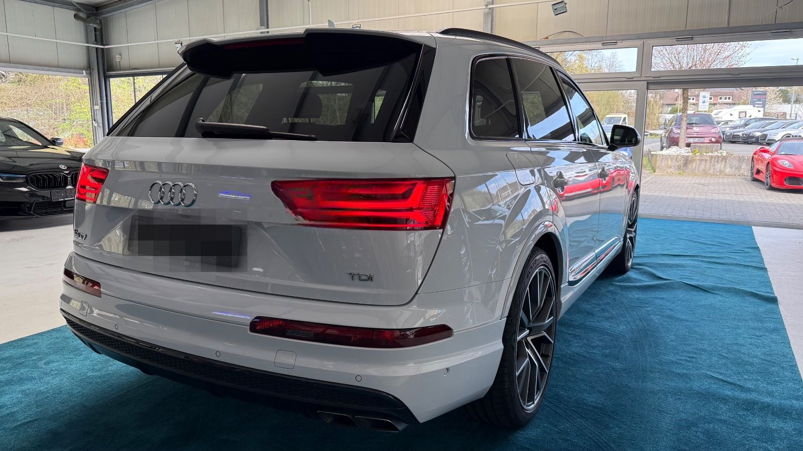 Audi SQ7 4.0 TDI quattro*7-Sitzer*3xS-Line*Pano*360 K foto 9