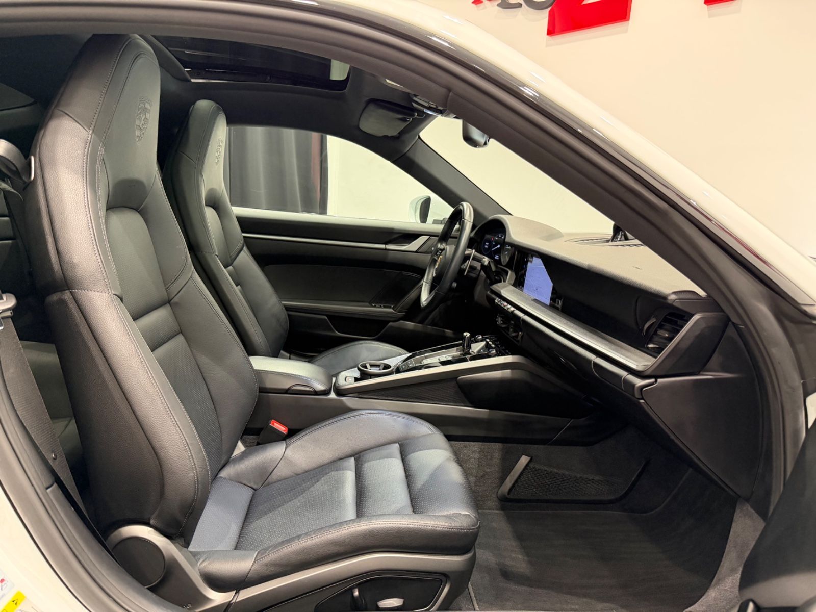 Porsche 911 Carrera 992 Coupe SPORT-CHRONO-4-Rohr-Optik foto 21
