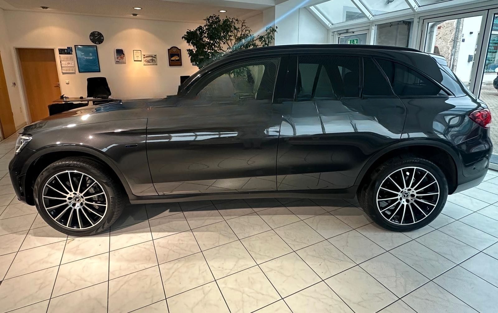 Mercedes-Benz GLC 300 de 4Matic AMG Li.|Kame.|LED|ACC|AHK|HUD| foto 5