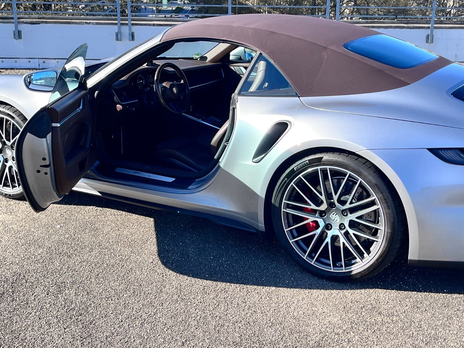 Porsche 911 Turbo Cabriolet foto 6
