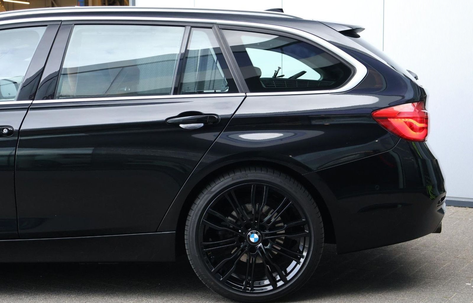 BMW 320 3-serie Touring 320i Edition Luxury Line Pur foto 5