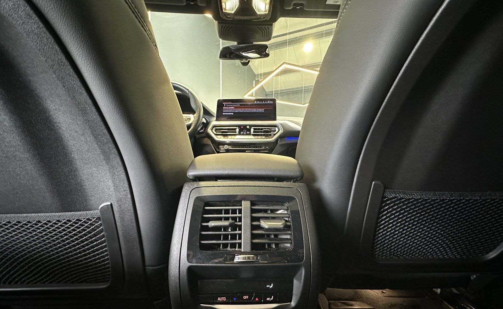 BMW X4  xDrive20i  M- Sport foto 15